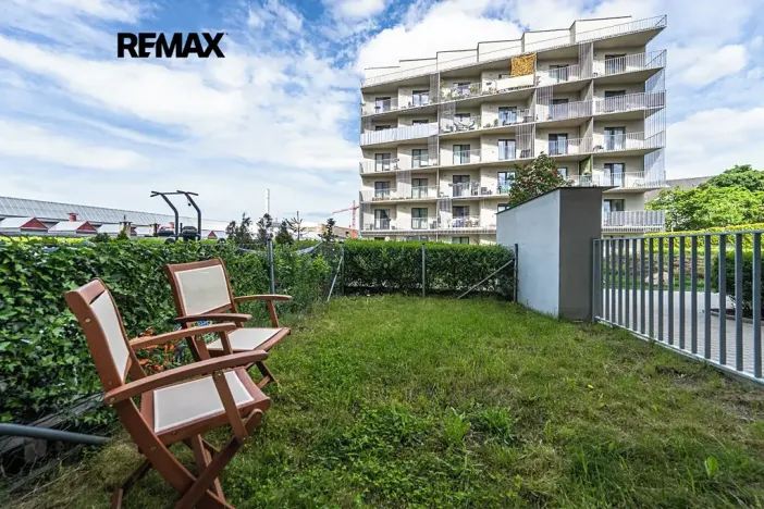Pronájem bytu 1+kk, Praha - Libeň, Novovysočanská, 25 m2