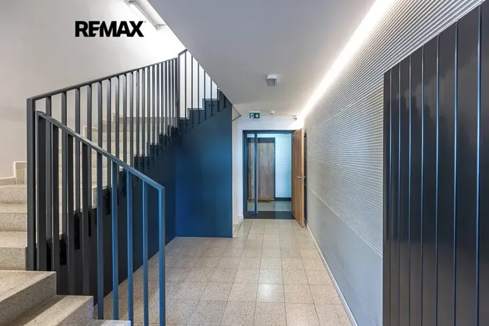 Pronájem bytu 1+kk, Praha - Libeň, Novovysočanská, 25 m2