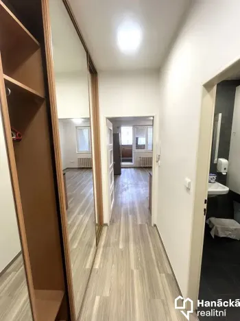 Pronájem bytu 2+kk, Olomouc, Zámečnická, 69 m2