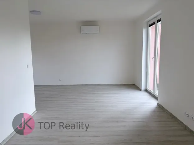 Pronájem rodinného domu, Praha - Uhříněves, Vlárská, 100 m2