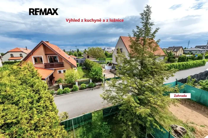 Prodej bytu 3+1, Červený Újezd, U Okálu, 62 m2