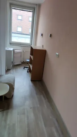 Pronájem kanceláře, Plzeň - Jižní Předměstí, Skrétova, 36 m2
