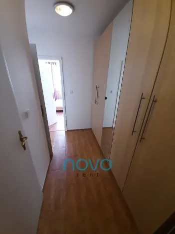 Pronájem bytu 2+kk, Praha, 47 m2