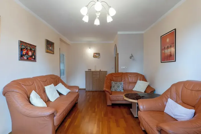 Dražba bytu 4+1, Zeleneč, Mstětická, 96 m2