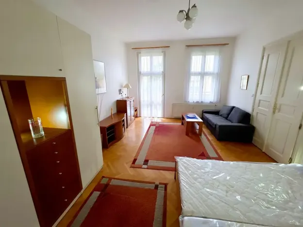 Pronájem bytu 2+kk, Praha - Vinohrady, Balbínova, 55 m2