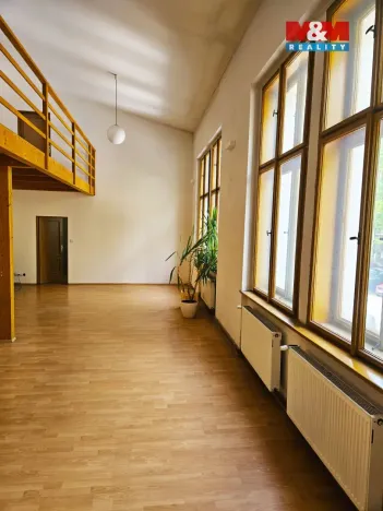 Pronájem kanceláře, Praha - Smíchov, U Nikolajky, 228 m2