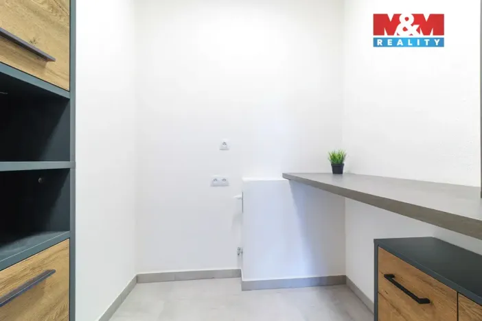 Pronájem bytu 2+kk, Plzeň, Pecháčkova, 56 m2