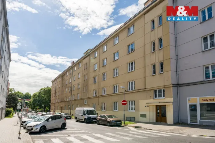 Prodej bytu 3+1, Teplice - Trnovany, Fügnerova, 76 m2