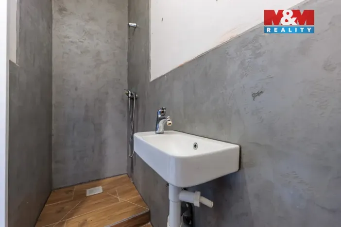 Pronájem bytu 2+1, Karlovy Vary, 1. máje, 55 m2
