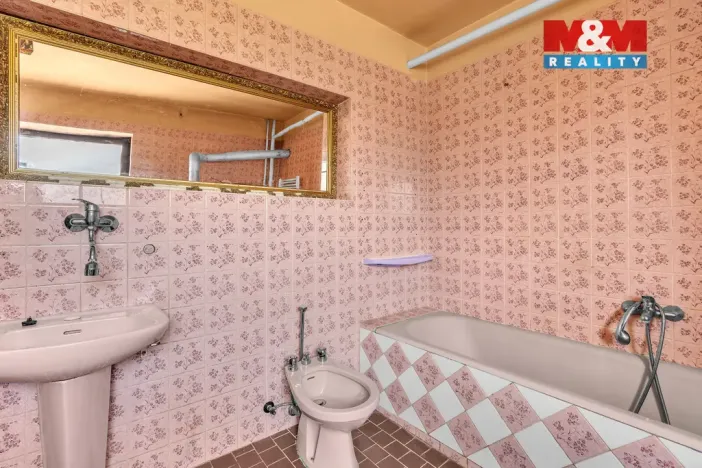 Prodej rodinného domu, Rovensko pod Troskami, Riegrova, 150 m2