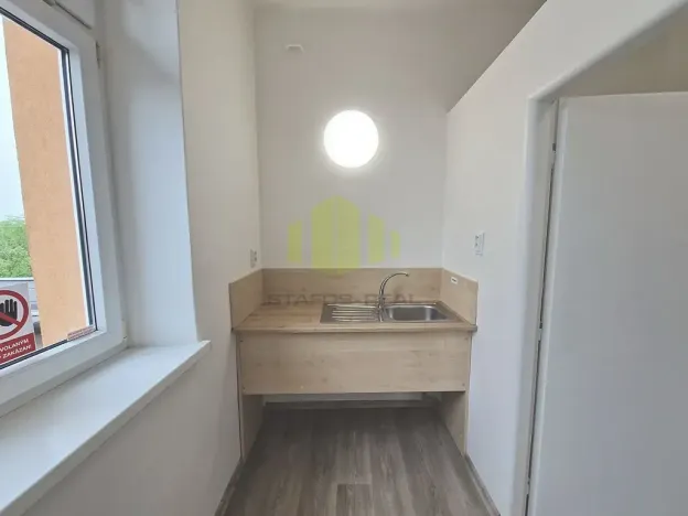 Pronájem kanceláře, Olomouc, U solných mlýnů, 120 m2