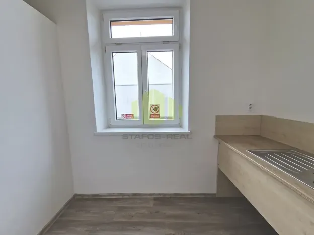 Pronájem kanceláře, Olomouc, U solných mlýnů, 120 m2