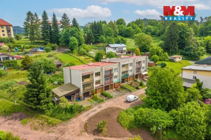 Prodej rodinného domu, Benešov u Semil, 270 m2