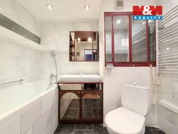 Pronájem bytu 2+1, Ústí nad Orlicí - Hylváty, Třebovská, 59 m2