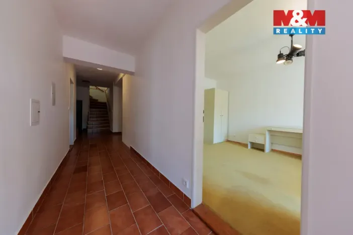 Prodej rodinného domu, Karlovy Vary - Hůrky, 250 m2