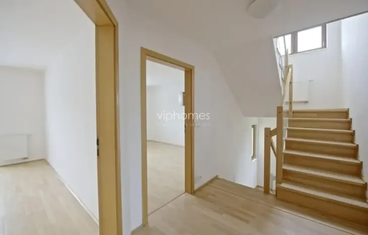 Pronájem rodinného domu, Praha - Nebušice, 253 m2