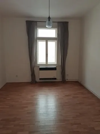 Pronájem bytu 1+1, Praha - Žižkov, Ondříčkova, 35 m2