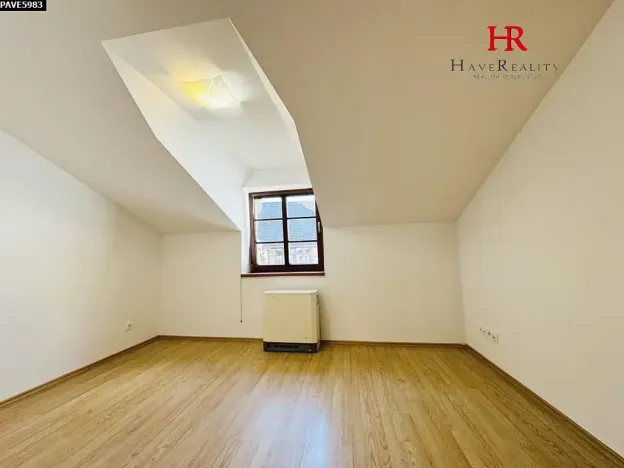 Pronájem bytu 2+kk, Benešov, Malé náměstí, 54 m2