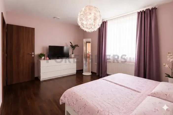 Pronájem rodinného domu, Křenovice, Široká, 210 m2