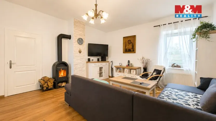Prodej rodinného domu, Plaňany, Komenského, 92 m2