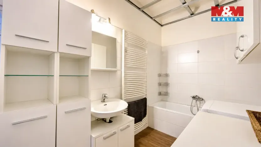 Prodej rodinného domu, Plaňany, Komenského, 92 m2