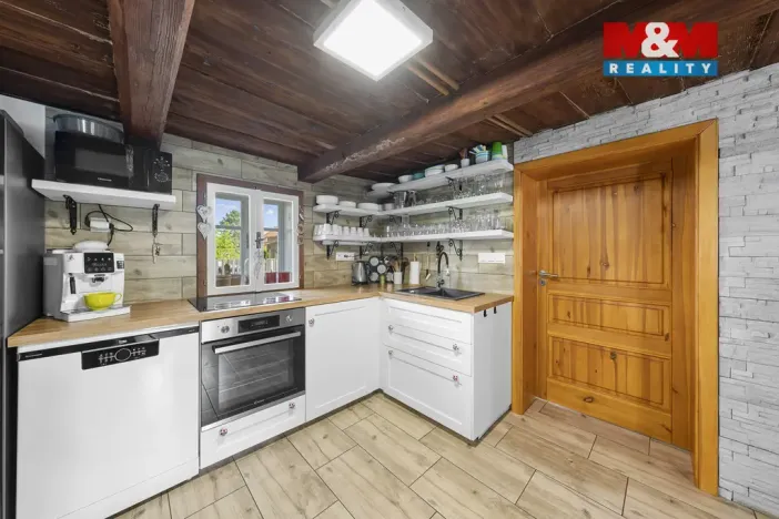 Prodej chalupy, Arnoltice, 168 m2