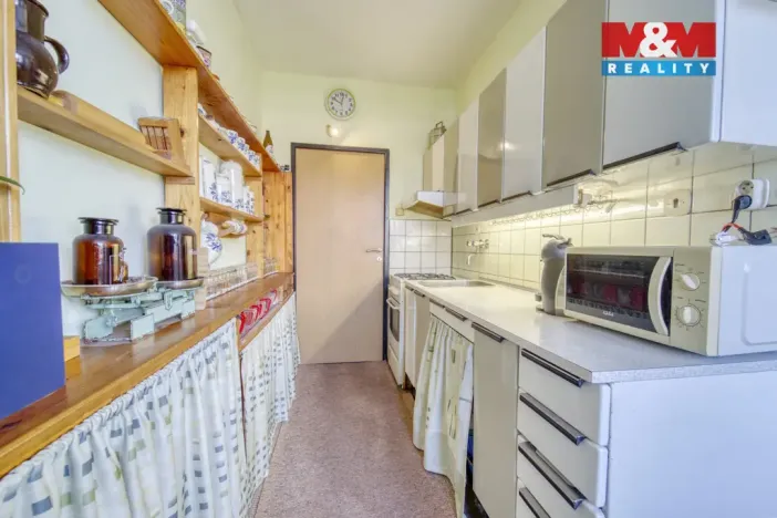 Prodej bytu 2+1, Klatovy - Klatovy III, Plzeňská, 65 m2