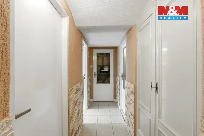 Prodej rodinného domu, Krajková - Dolina, 145 m2