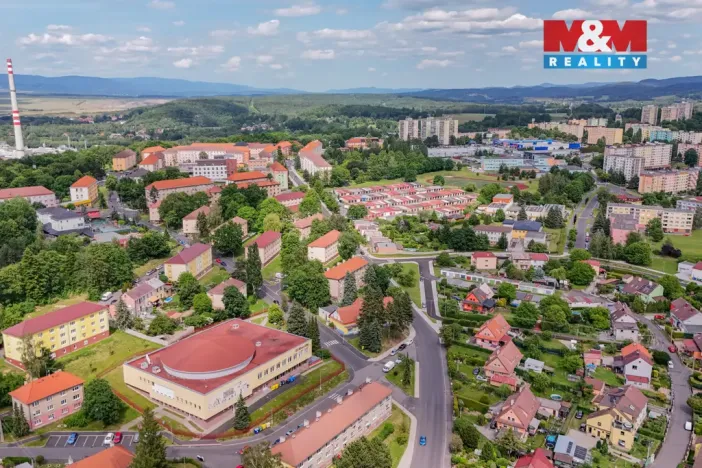 Pronájem obchodního prostoru, Sokolov, Sokolovská, 89 m2