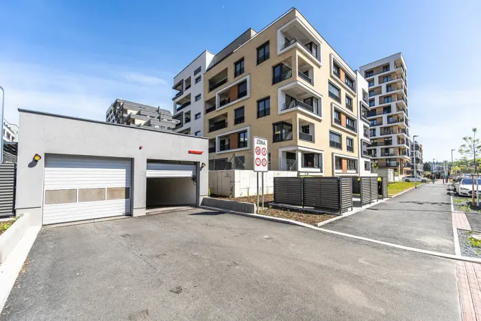 Prodej bytu 1+kk, Praha - Hloubětín, Poděbradská, 33 m2