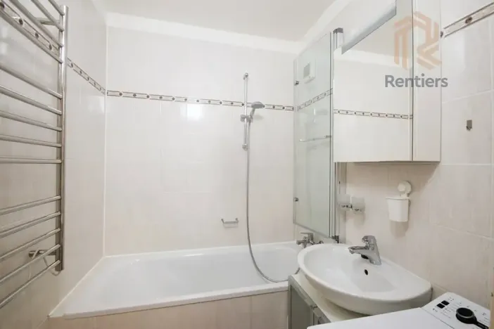 Pronájem bytu 4+1, Praha - Černý Most, Šromova, 85 m2