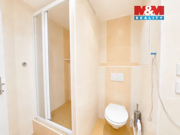 Pronájem bytu 1+kk, Praha - Chodov, Valentova, 30 m2