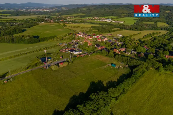 Prodej pozemku pro bydlení, Police, 2776 m2