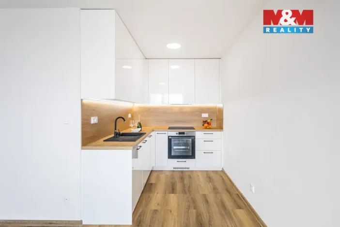 Pronájem bytu 2+kk, Mladá Boleslav - Mladá Boleslav II, Jana Palacha, 42 m2
