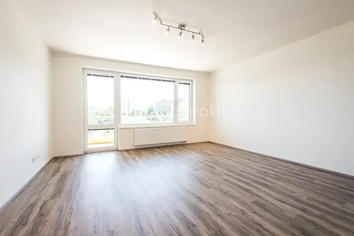 Pronájem bytu 2+kk, Ostrava, Sokolovská, 61 m2
