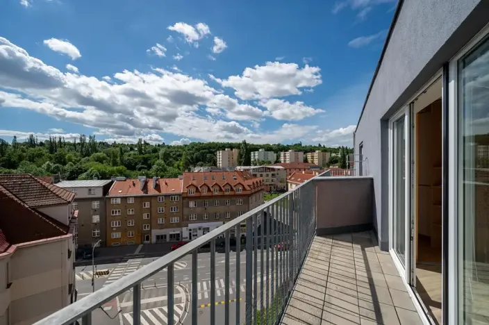 Prodej bytu 3+kk, Praha - Vysočany, Skloněná, 74 m2
