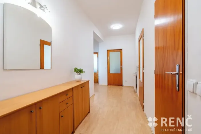 Prodej bytu 3+1, Brno, bratří Křičků, 83 m2