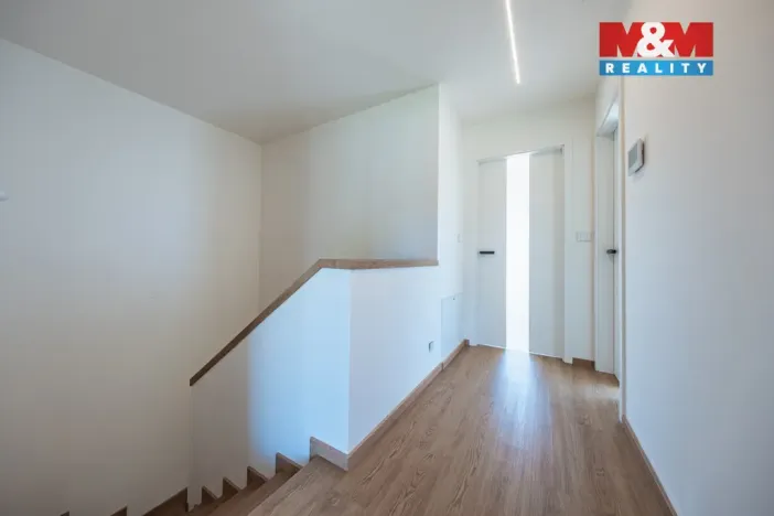 Prodej rodinného domu, Velké Popovice, 201 m2