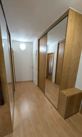 Pronájem bytu 3+kk, Praha - Nusle, Pujmanové, 69 m2