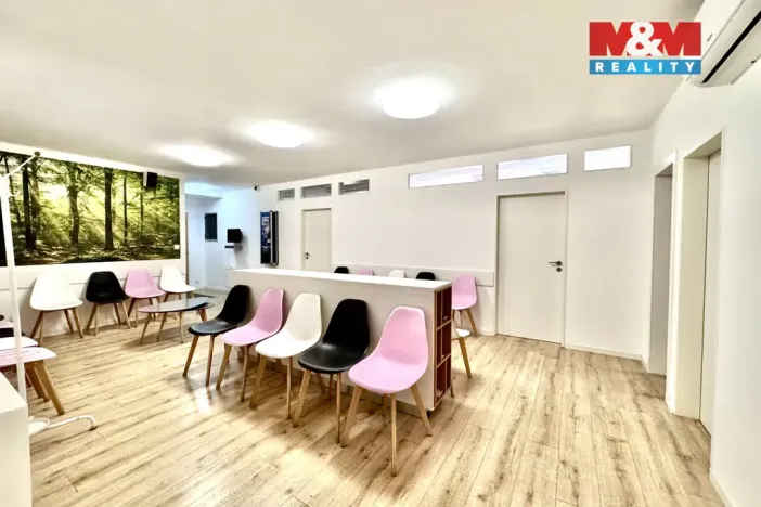 Pronájem obchodního prostoru, Liberec, Moskevská, 90 m2