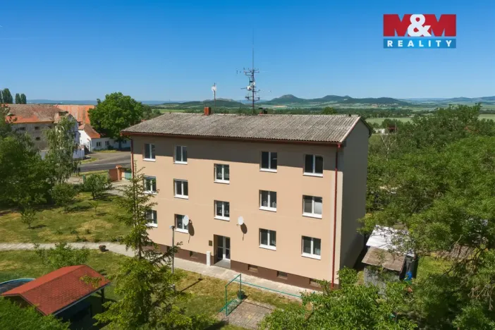 Prodej bytu 3+1, Slavětín, Nádražní, 64 m2