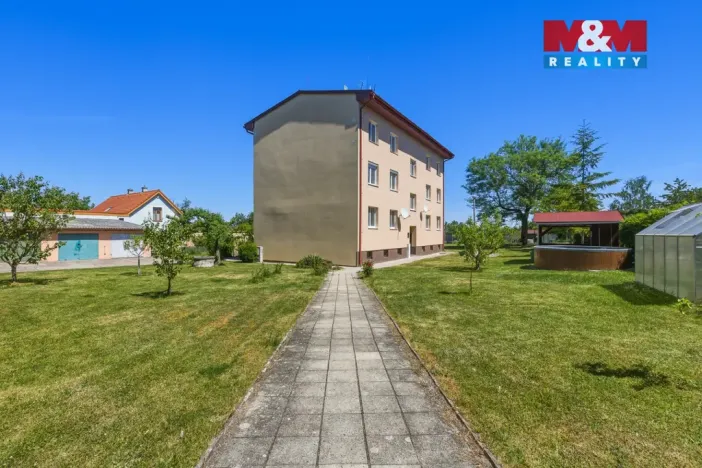 Prodej bytu 3+1, Slavětín, Nádražní, 64 m2