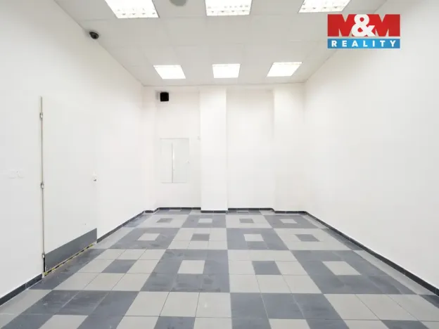 Prodej obchodního prostoru, Praha - Libeň, Sokolovská, 144 m2