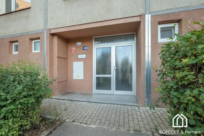 Prodej bytu 2+1, Praha - Kamýk, Písnická, 40 m2