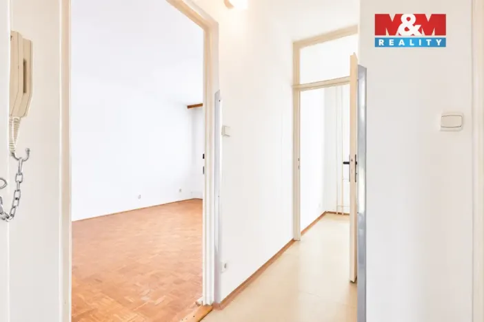Prodej bytu 1+1, Zlín - Příluky, Dřevnická, 38 m2