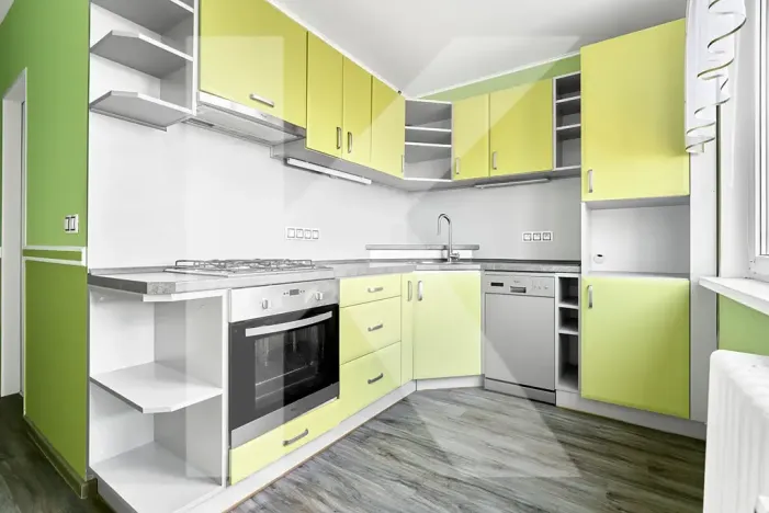 Prodej bytu 3+1, Karlovy Vary, Klínovecká, 86 m2