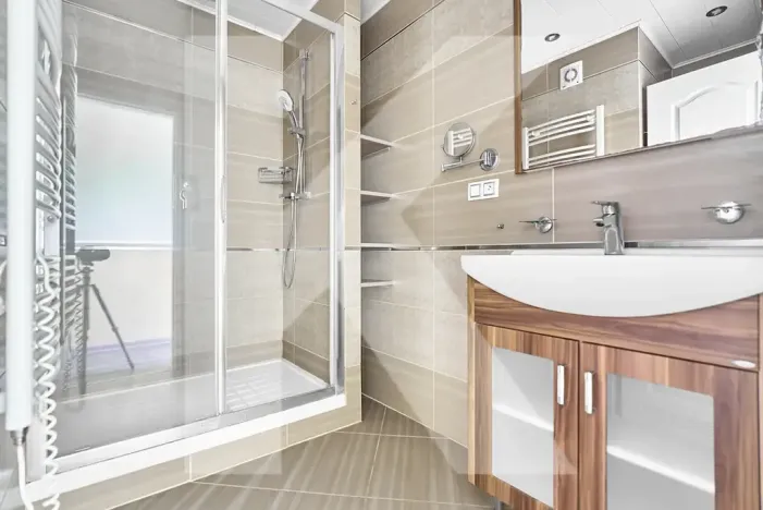 Prodej bytu 3+1, Karlovy Vary, Klínovecká, 86 m2