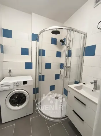 Pronájem bytu 3+1, Liberec, U Mlékárny, 72 m2