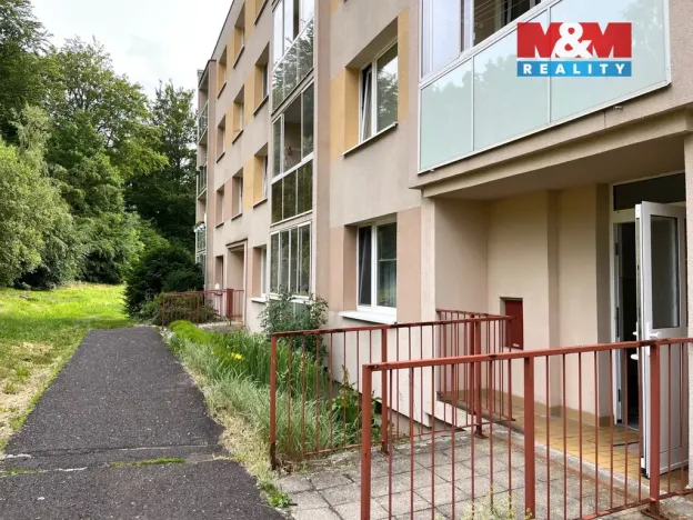 Prodej bytu 3+1, Meziboří, Nad parkem, 78 m2