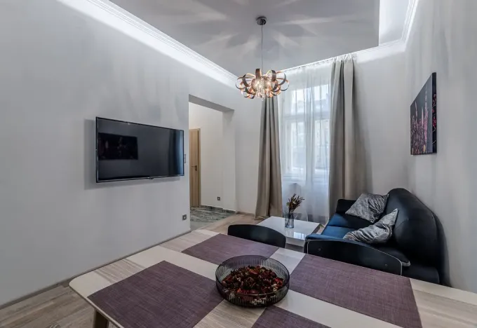 Pronájem bytu 2+kk, Praha - Holešovice, Šimáčkova, 48 m2
